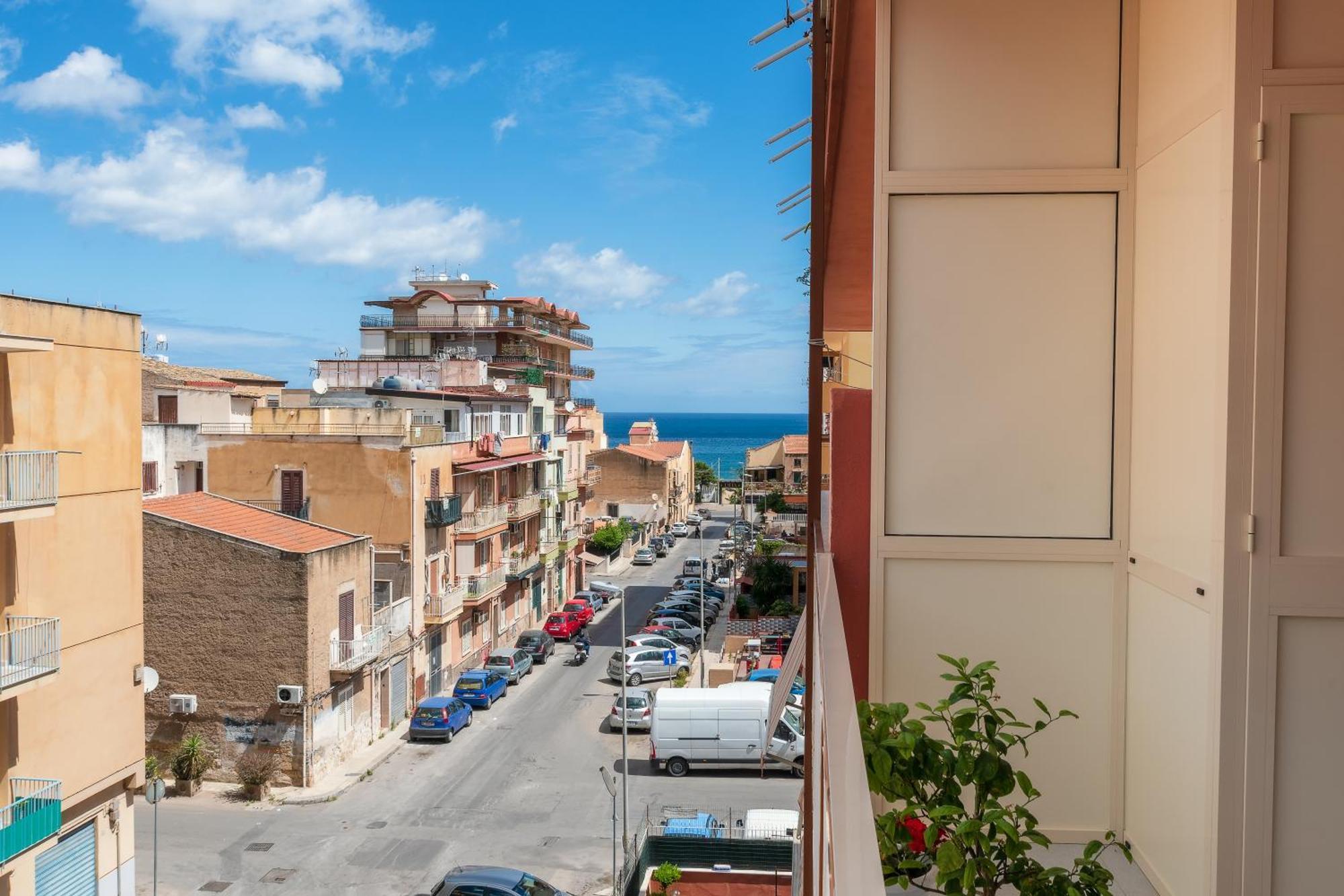 Ciccio Rooms And Breakfast - Self Check-In Palermo Dış mekan fotoğraf